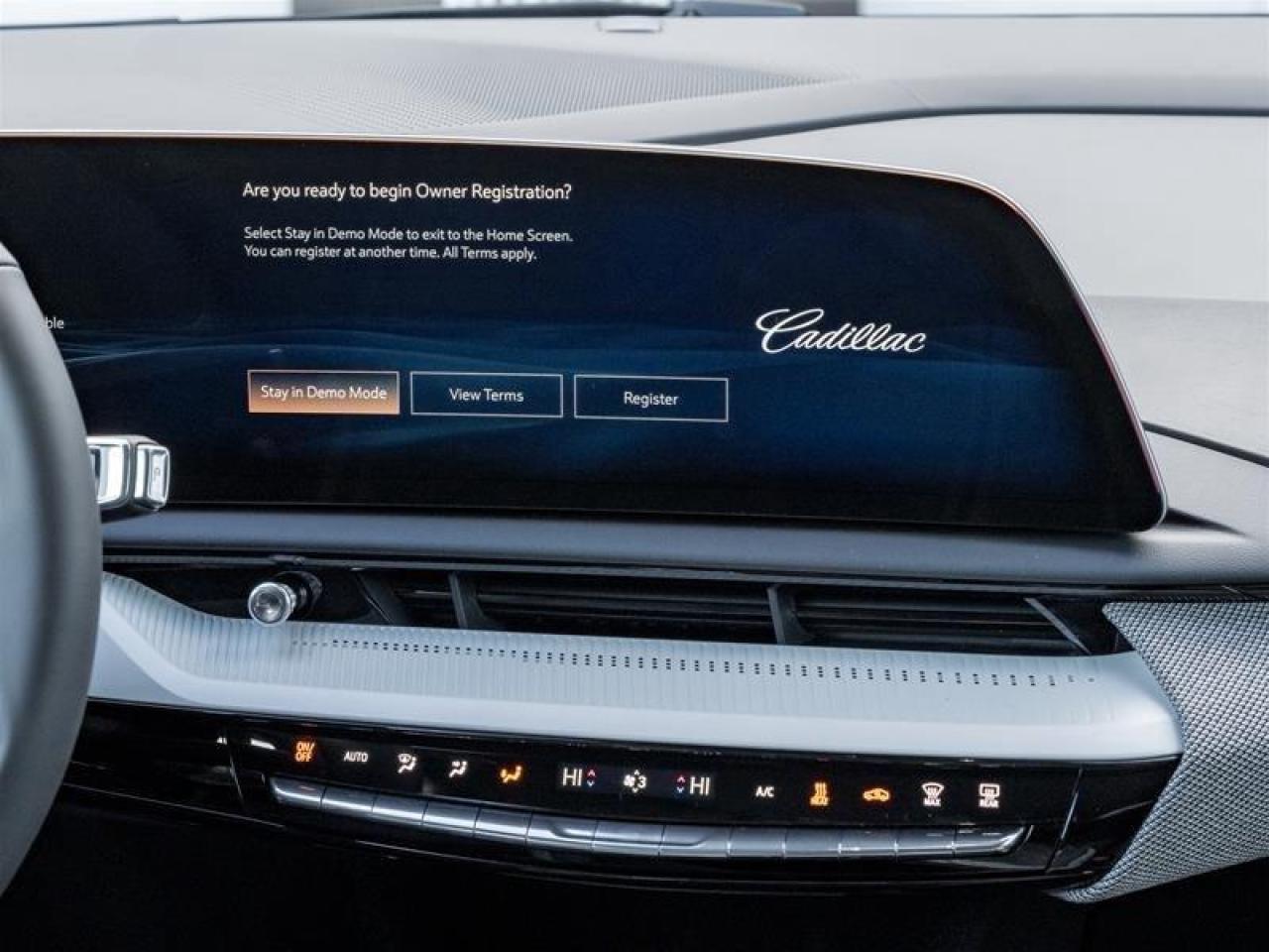 2026 Cadillac OPTIQ Luxury 4dr Photo