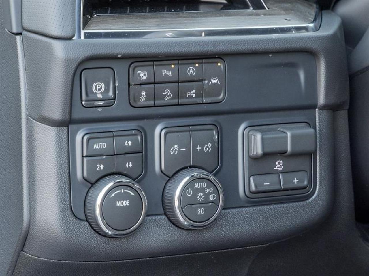 2026 Chevrolet Suburban High Country 4dr 4x4 Photo