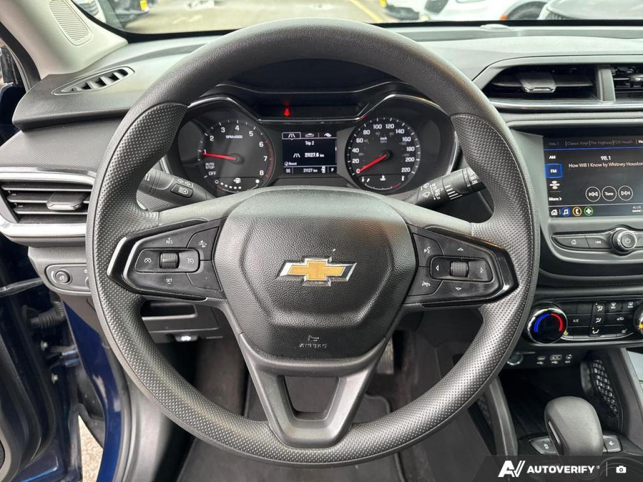 2022 Chevrolet TrailBlazer LT BACKUP CAM   BLUETOOTH   KEYLESS ENTRY   LANE A Photo