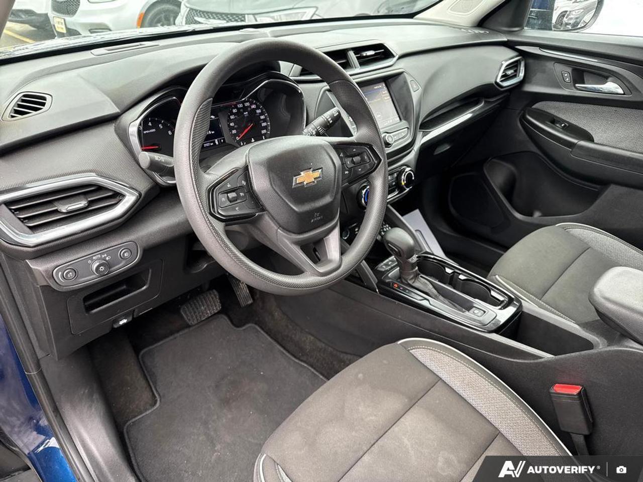 2022 Chevrolet TrailBlazer LT BACKUP CAM   BLUETOOTH   KEYLESS ENTRY   LANE A Photo