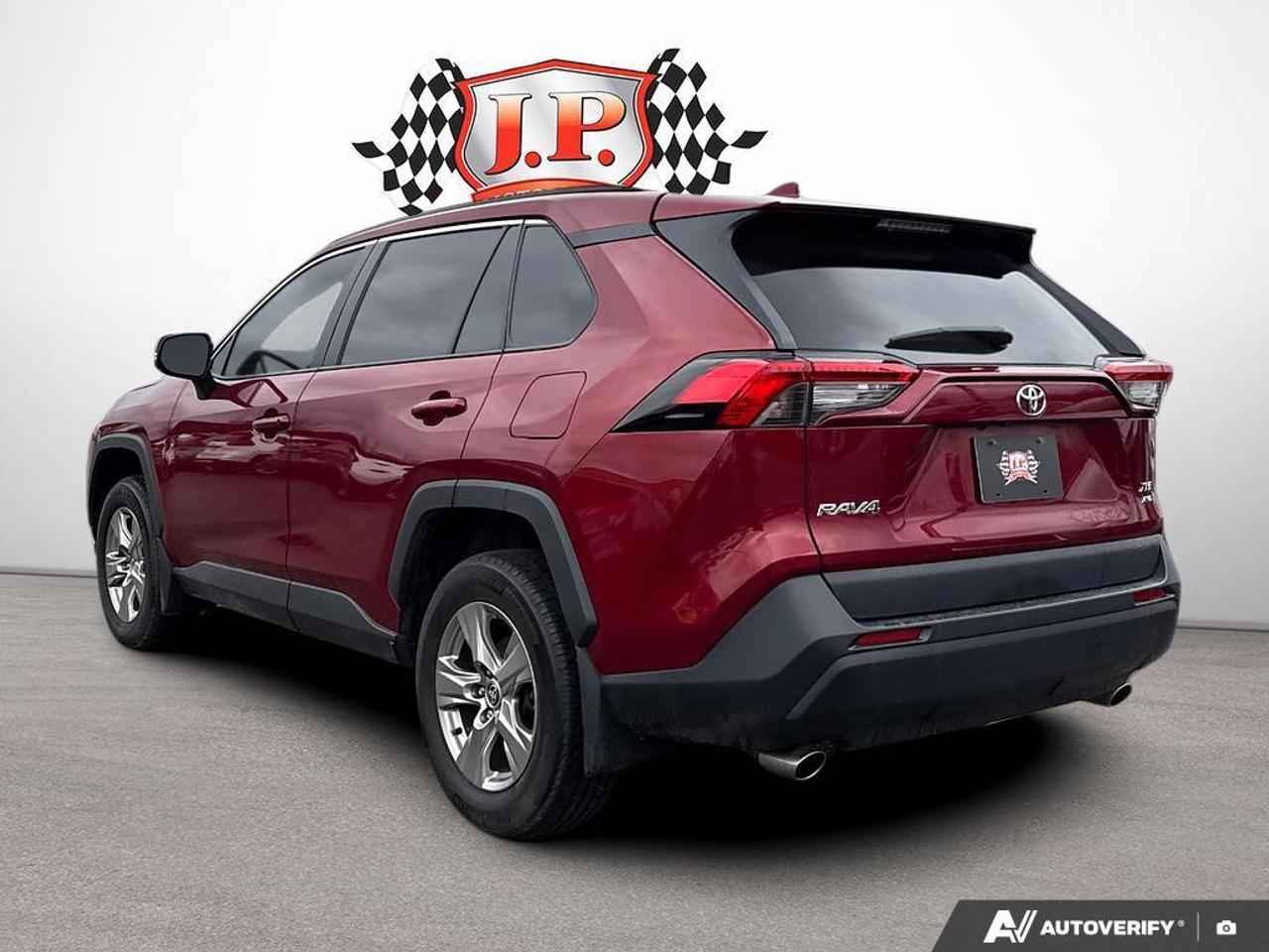 2022 Toyota RAV4 XLE BACKUP CAM   BLUETOOTH   HTD SEATS   KEYLESS E Photo3