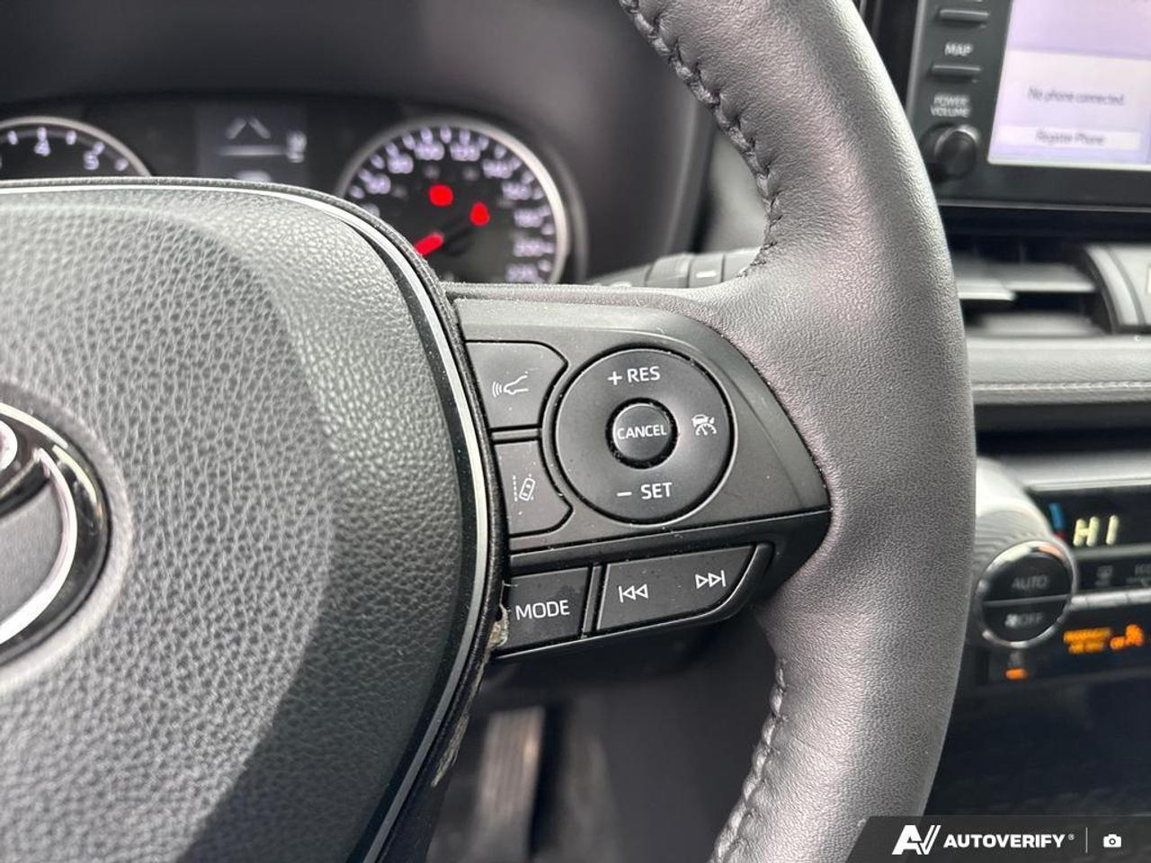 2022 Toyota RAV4 XLE BACKUP CAM   BLUETOOTH   HTD SEATS   KEYLESS E Photo