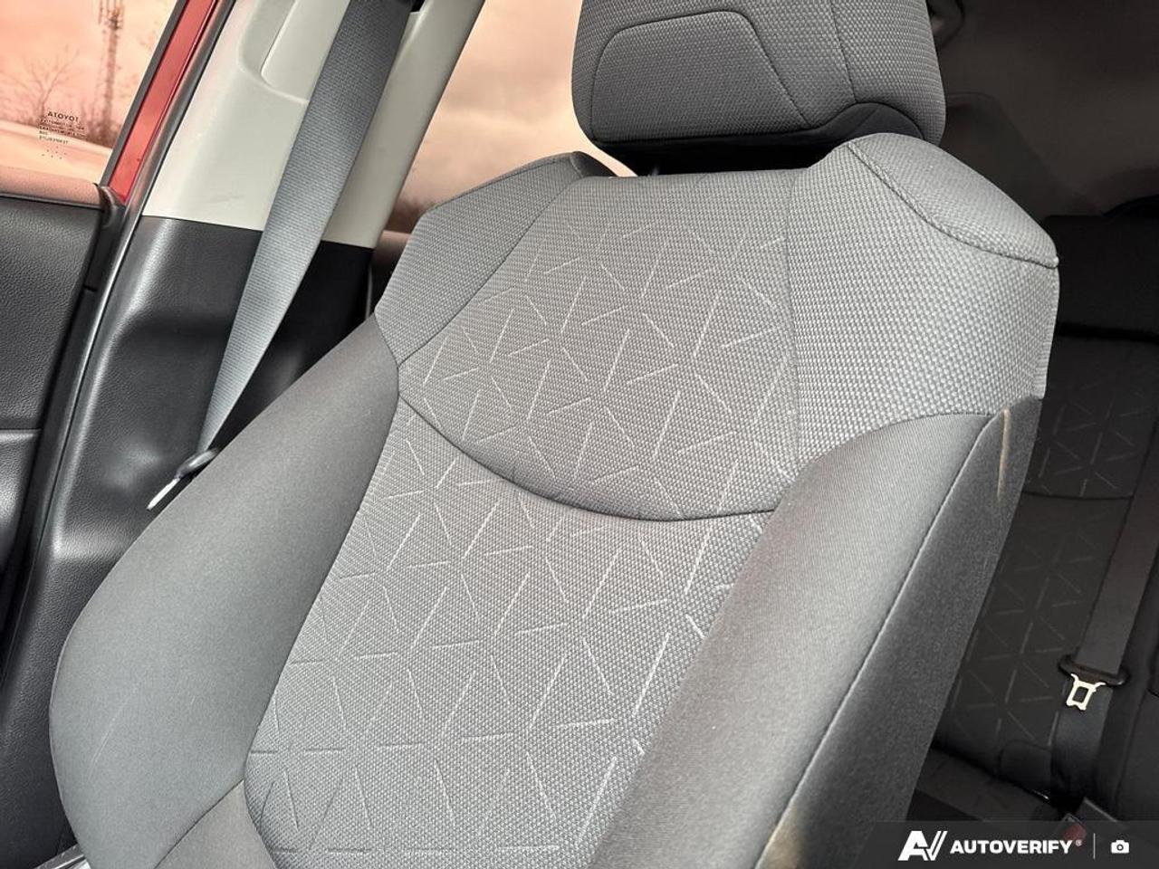 2022 Toyota RAV4 XLE BACKUP CAM   BLUETOOTH   HTD SEATS   KEYLESS E Photo