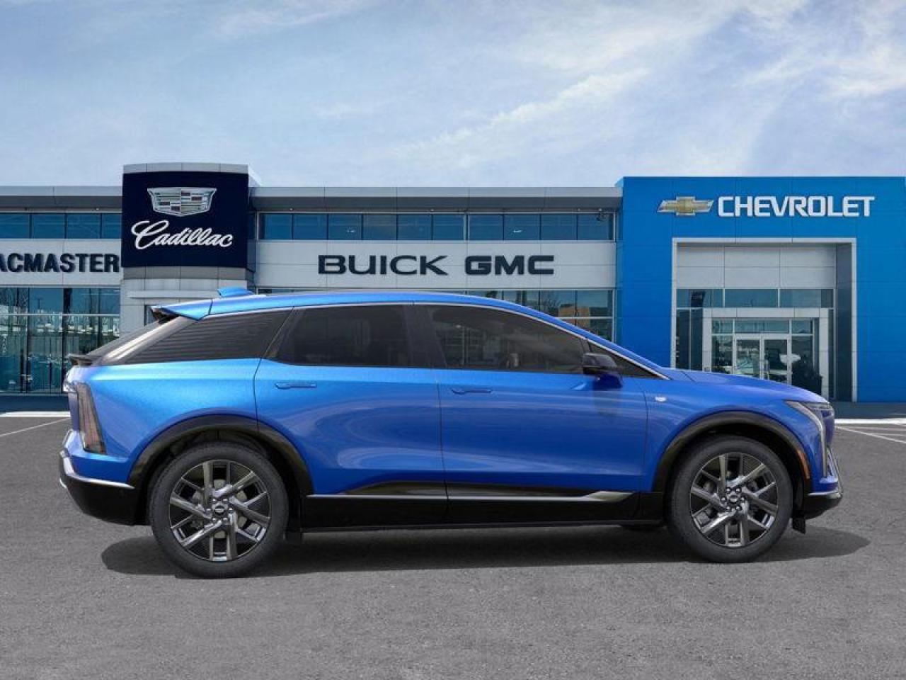 2026 Cadillac OPTIQ Luxury 4dr Photo