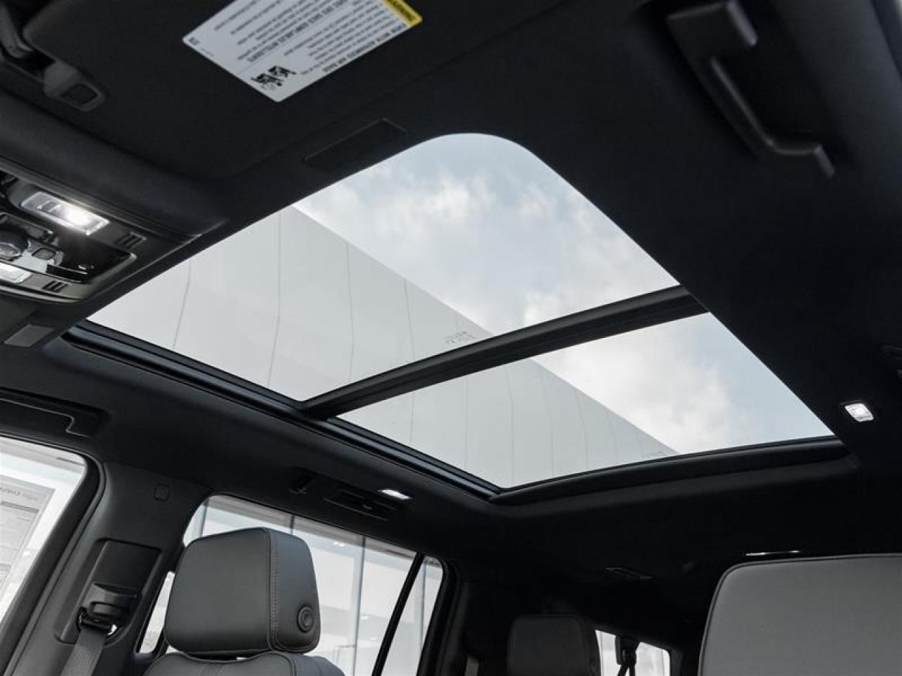 2026 Chevrolet Suburban RST 4dr 4x4 Photo