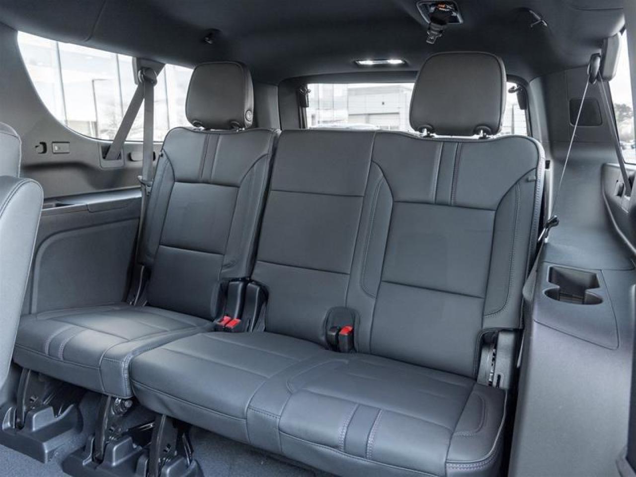 2026 Chevrolet Suburban RST 4dr 4x4 Photo