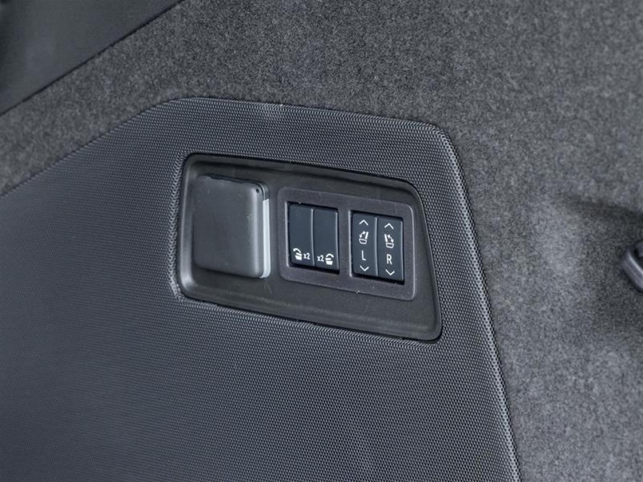 2026 Cadillac Escalade Platinum Sport 4dr 4x4 Photo