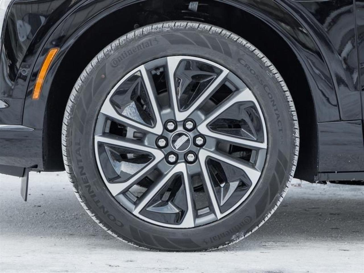 2026 Cadillac OPTIQ Premium Sport 4dr Photo3