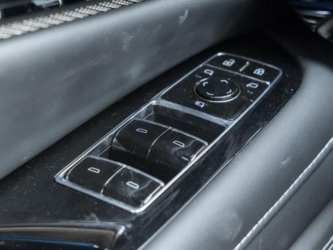 2026 Cadillac OPTIQ Premium Sport 4dr Photo