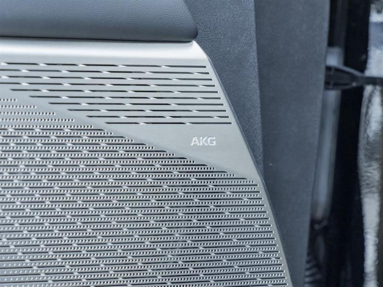 2026 Cadillac OPTIQ Premium Sport 4dr Photo