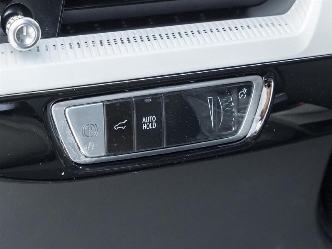 2026 Cadillac OPTIQ Premium Sport 4dr Photo