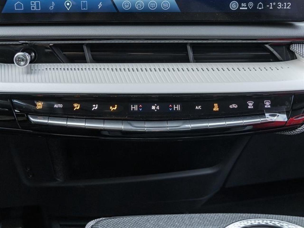 2026 Cadillac OPTIQ Premium Sport 4dr Photo