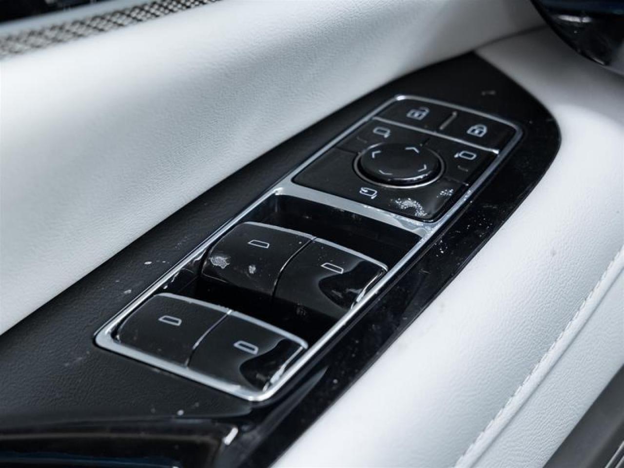 2026 Cadillac OPTIQ Premium Luxury 4dr Photo