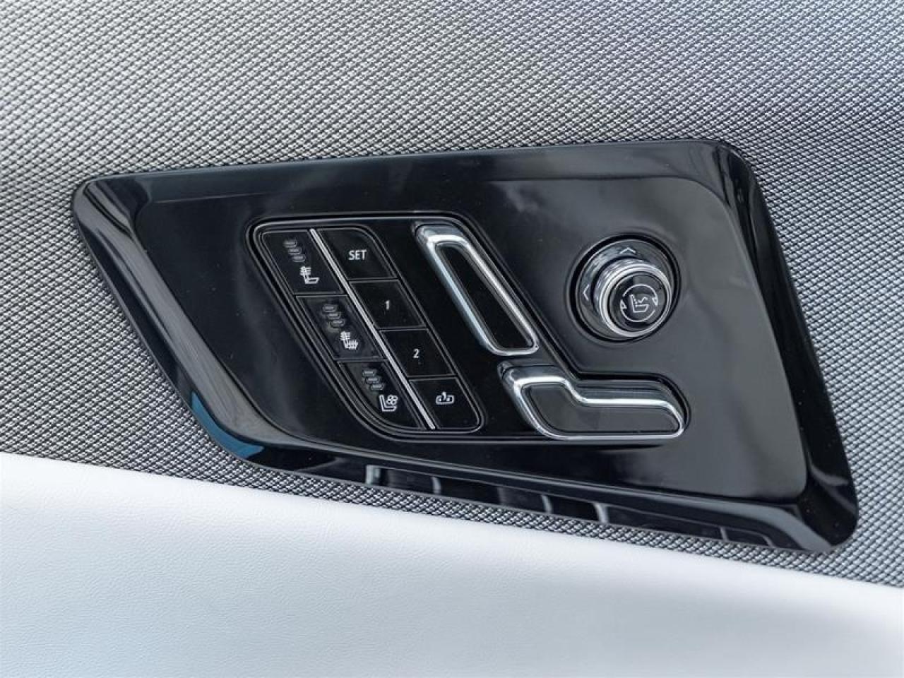 2026 Cadillac OPTIQ Premium Luxury 4dr Photo