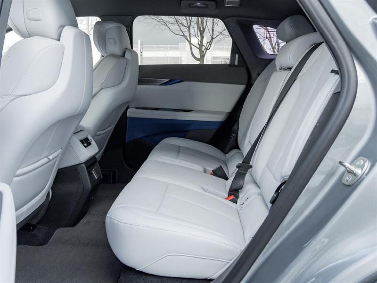 2026 Cadillac OPTIQ Premium Luxury 4dr Photo