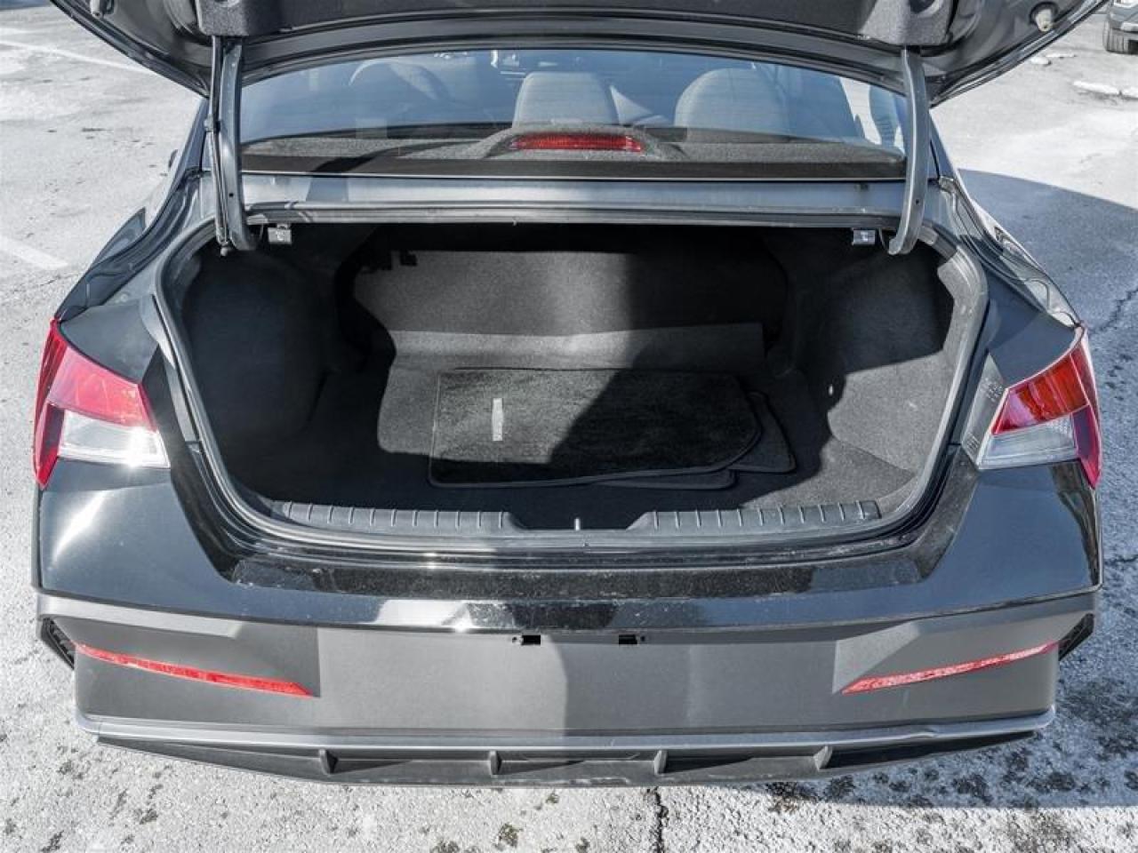 2025 Hyundai Elantra  Photo