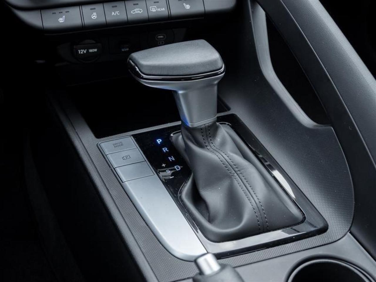 2025 Hyundai Elantra  Photo