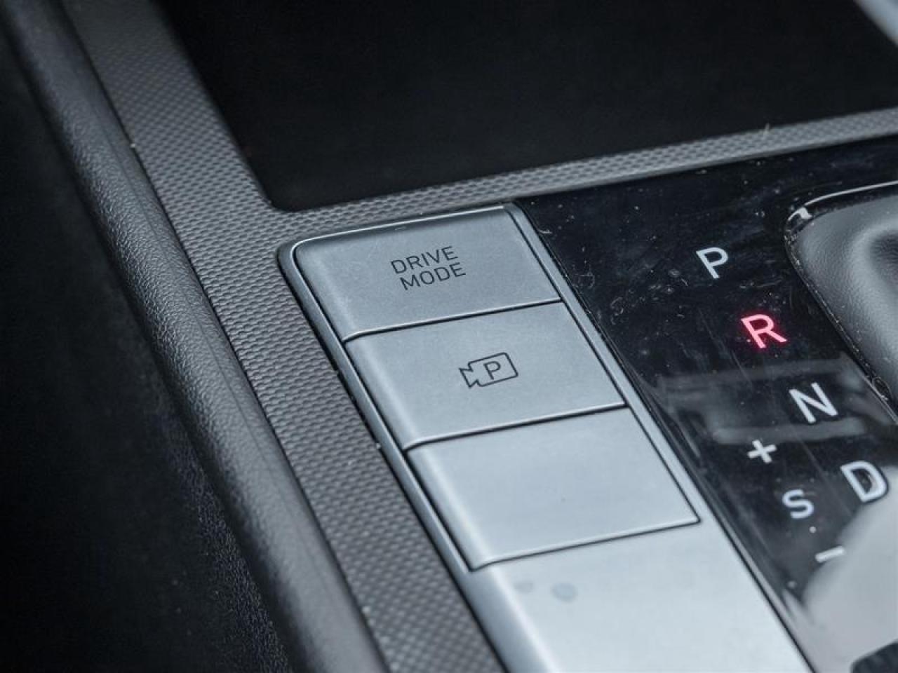 2025 Hyundai Elantra  Photo