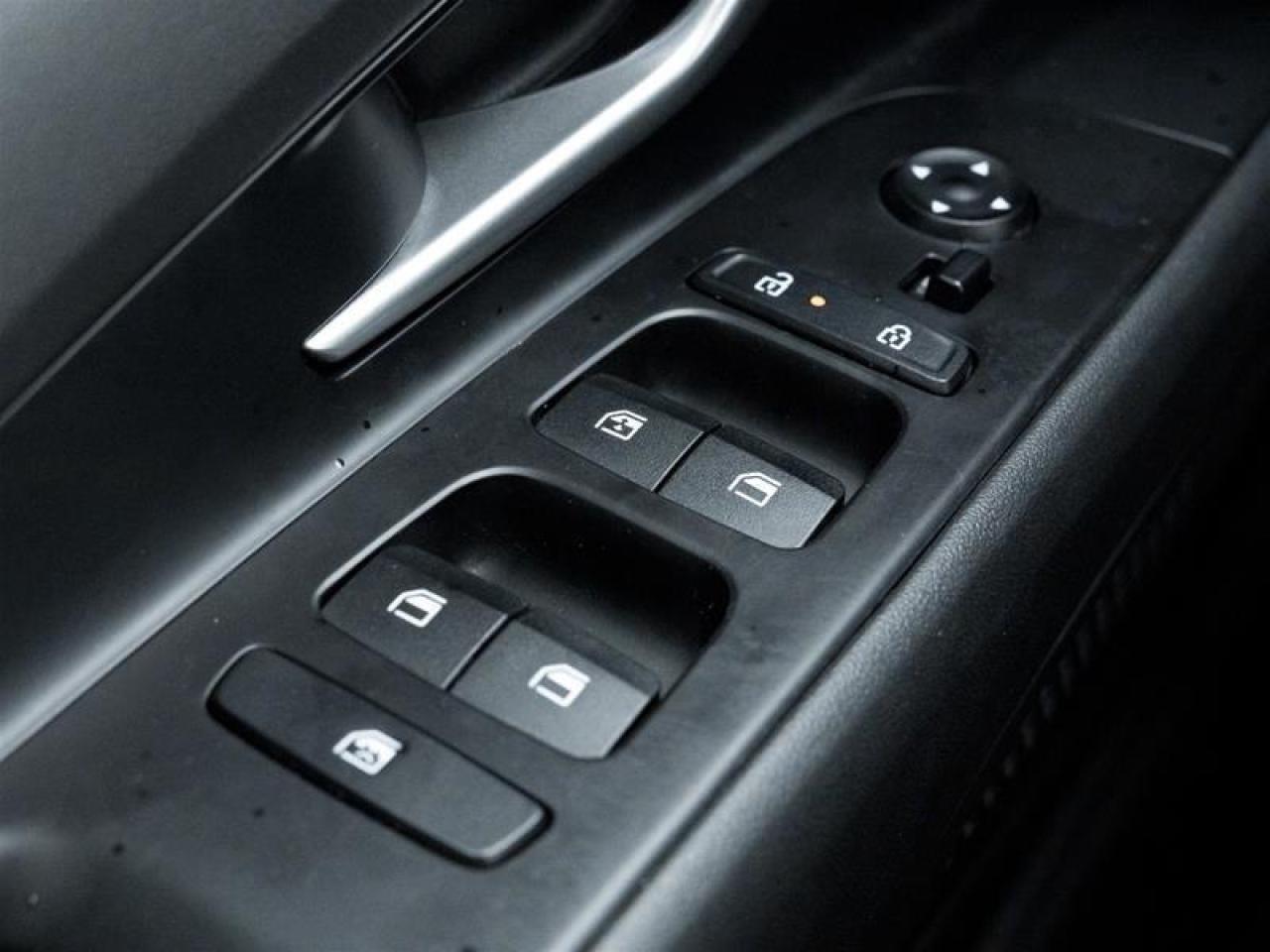 2025 Hyundai Elantra  Photo