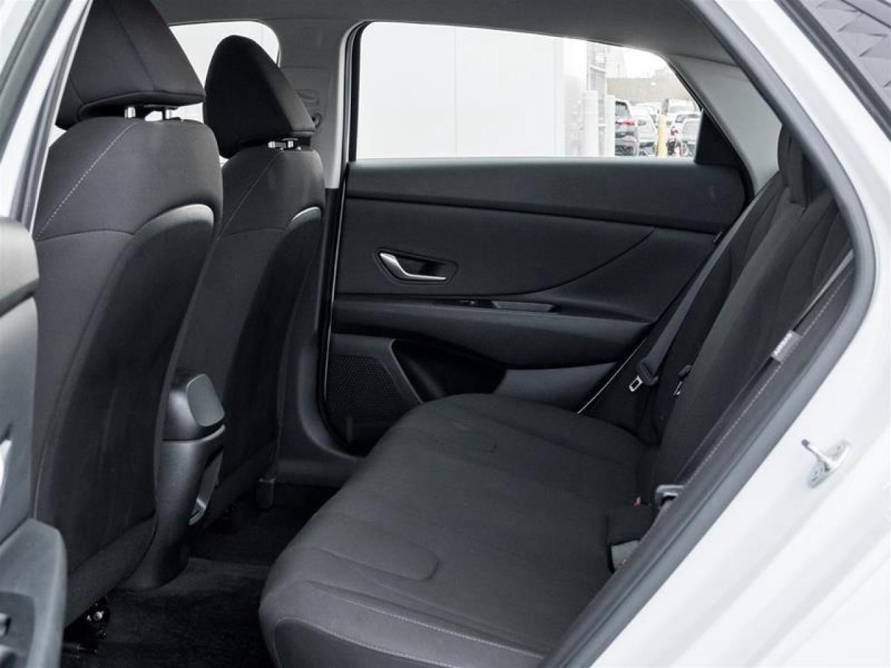 2025 Hyundai Elantra  Photo