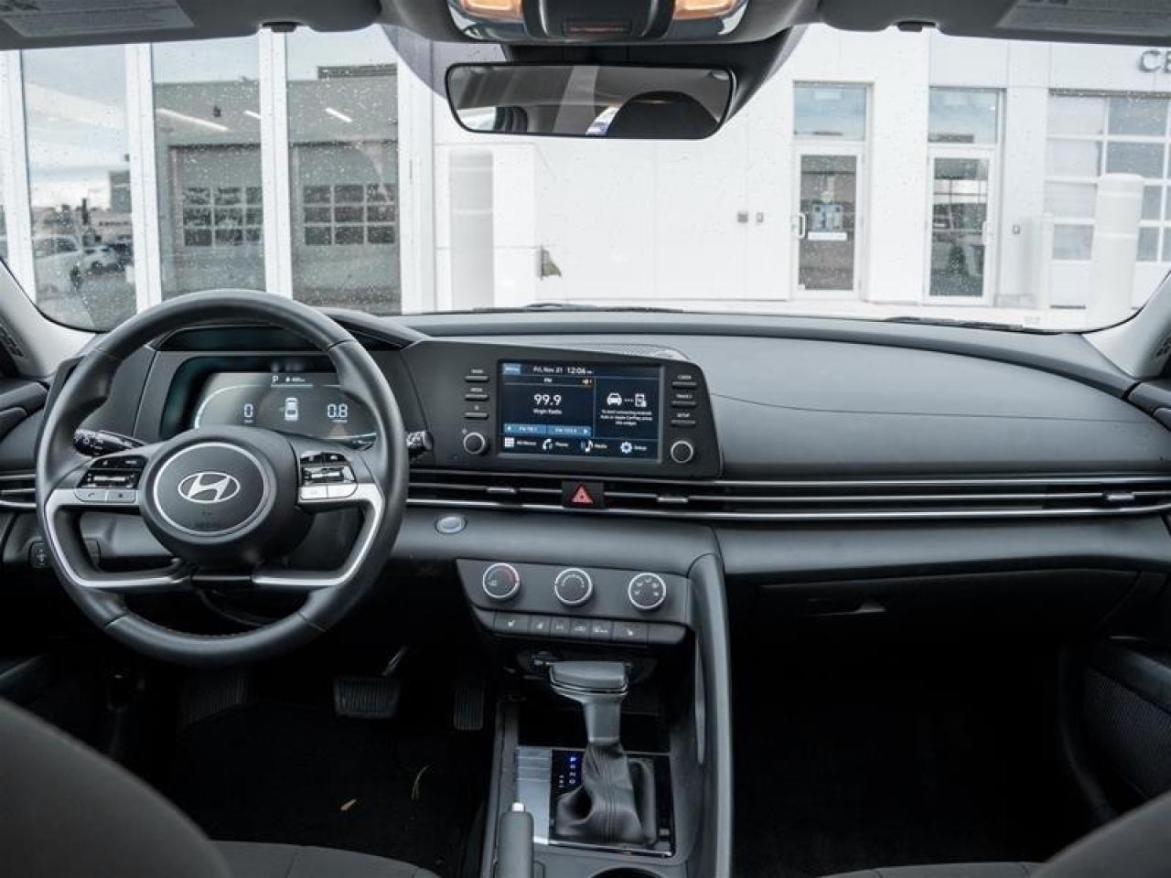 2025 Hyundai Elantra  Photo