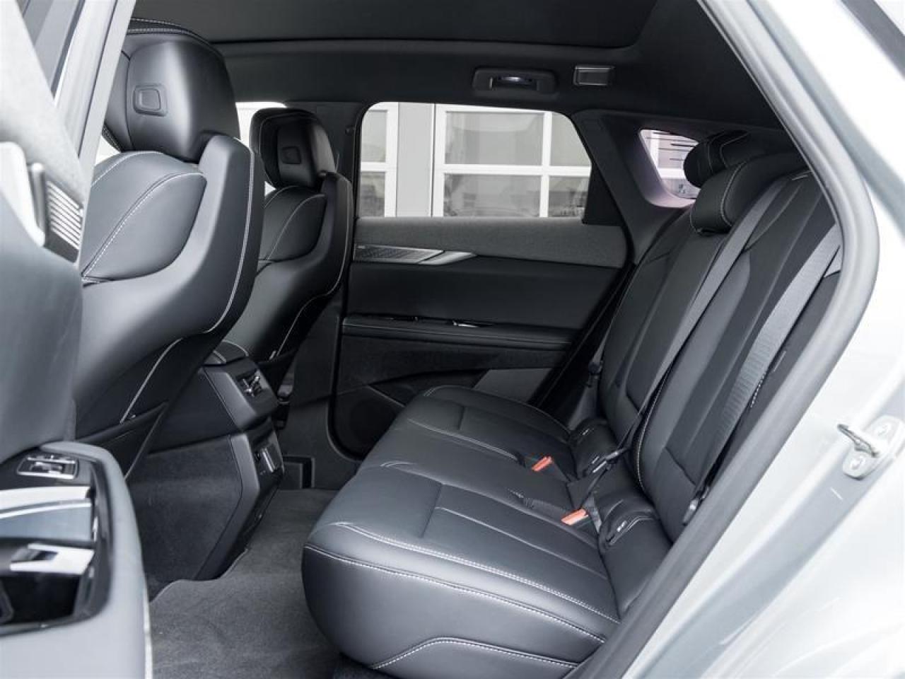 2026 Cadillac OPTIQ Premium Luxury 4dr Photo