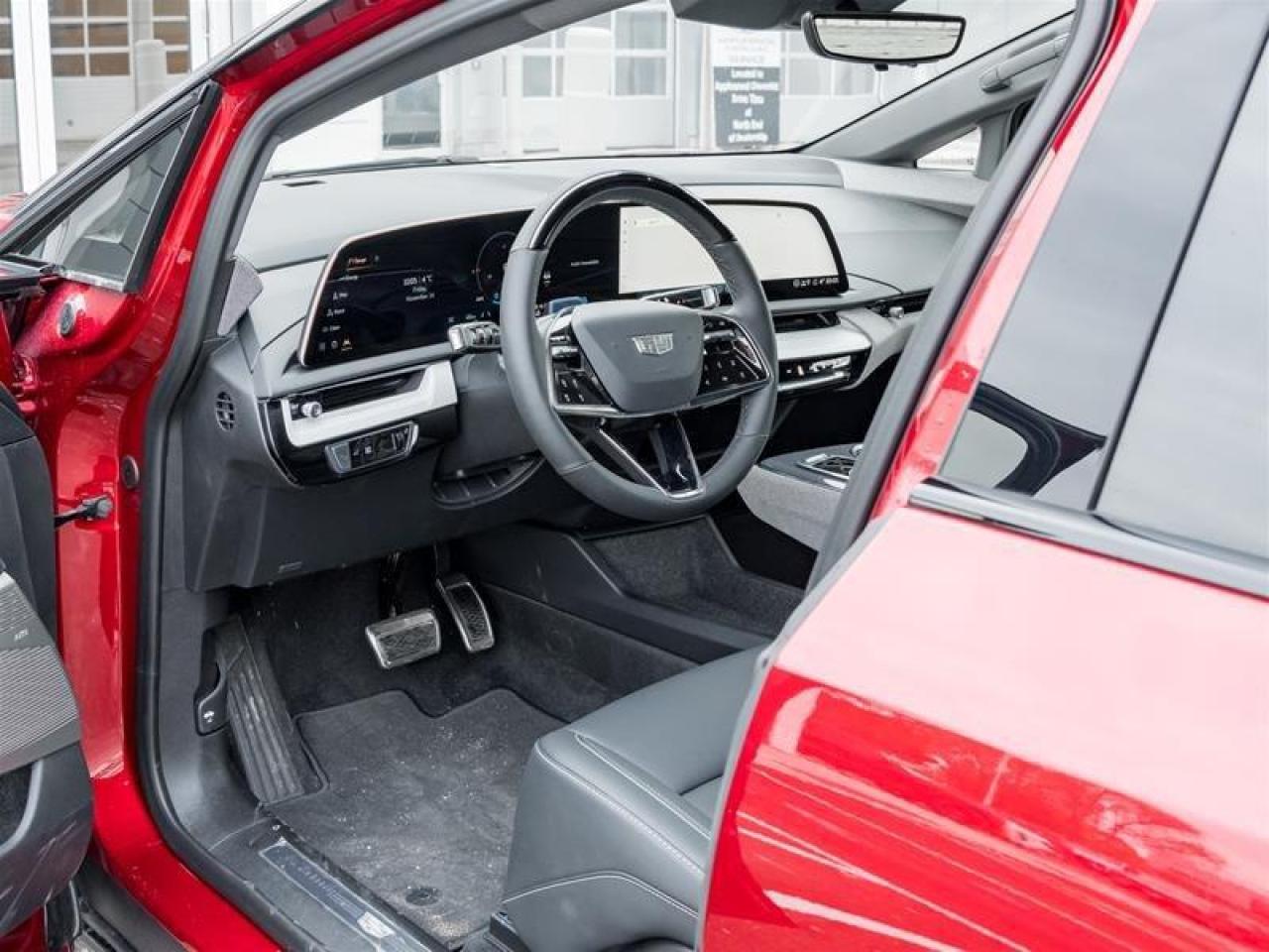 2026 Cadillac OPTIQ Sport 4dr Photo