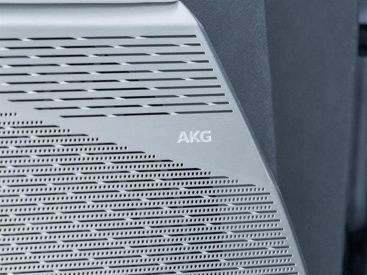 2026 Cadillac OPTIQ Premium Sport 4dr Photo