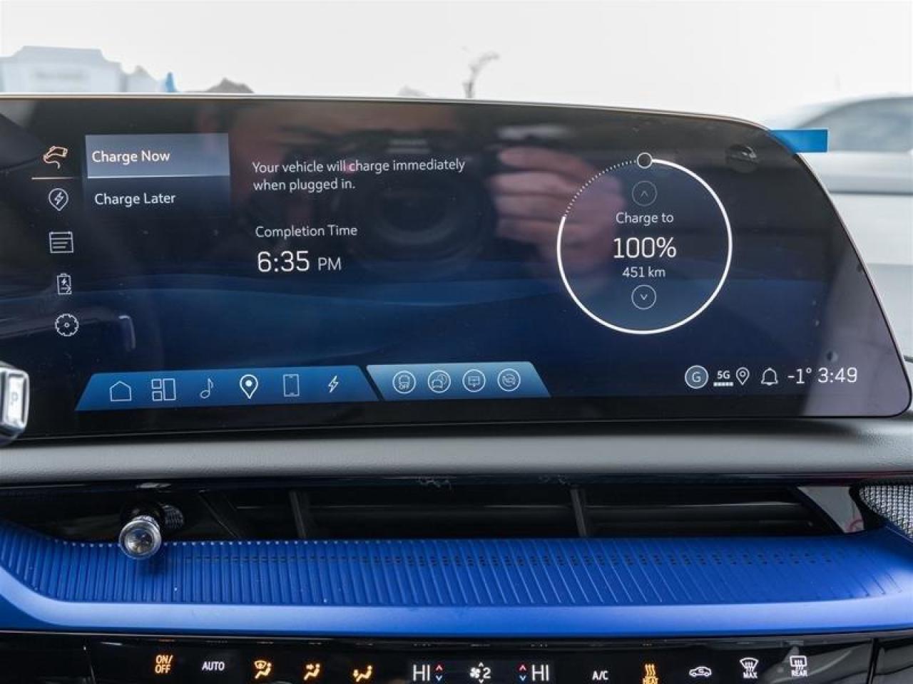 2026 Cadillac OPTIQ Premium Sport 4dr Photo