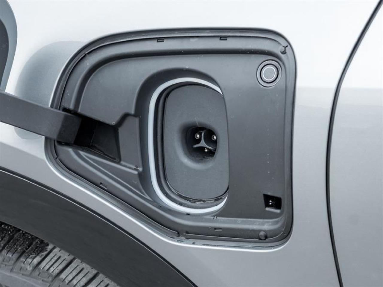 2026 Cadillac OPTIQ Sport 4dr Photo