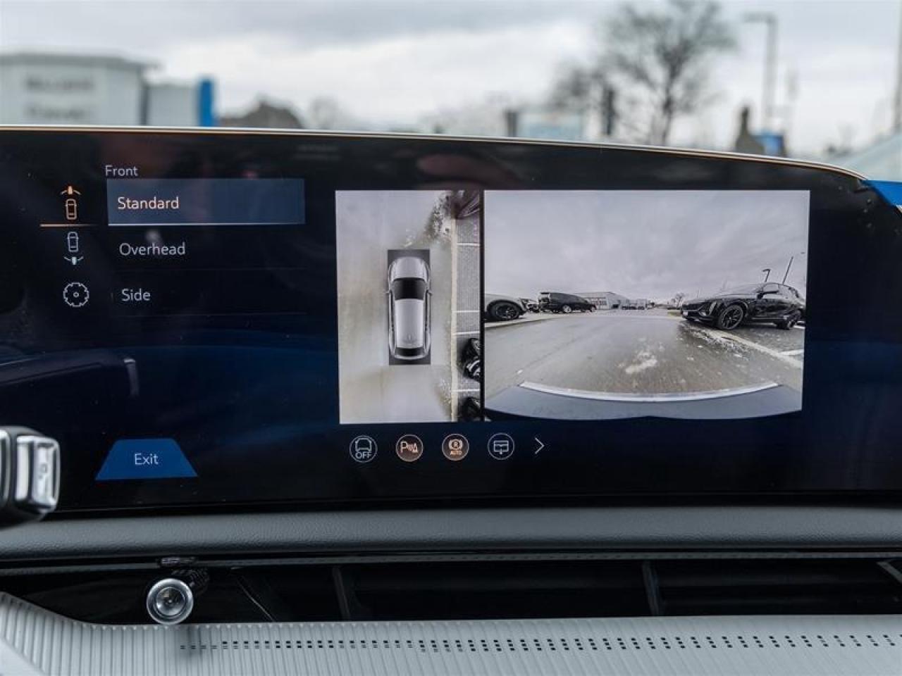 2026 Cadillac OPTIQ Premium Luxury 4dr Photo