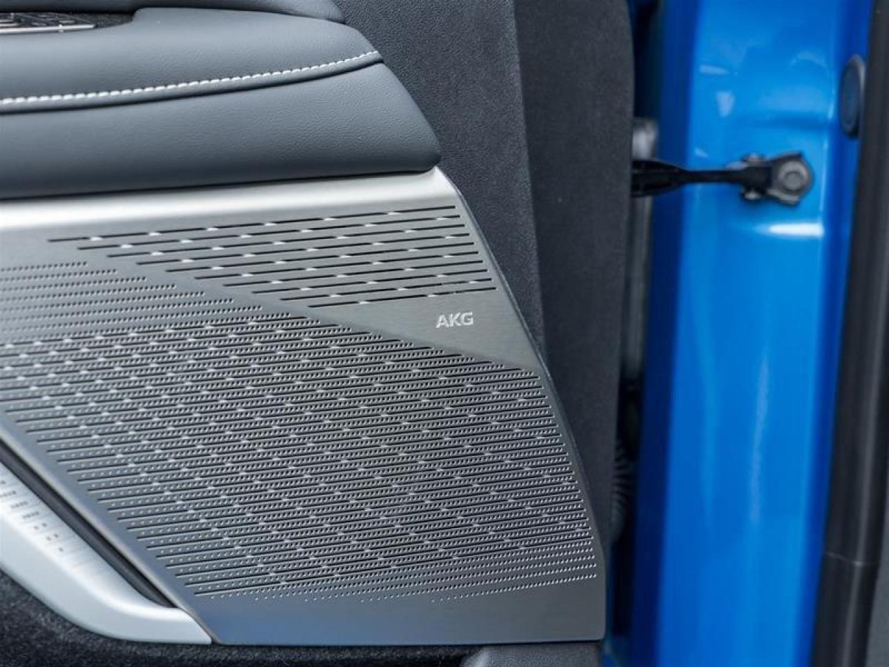 2026 Cadillac OPTIQ Premium Luxury 4dr Photo