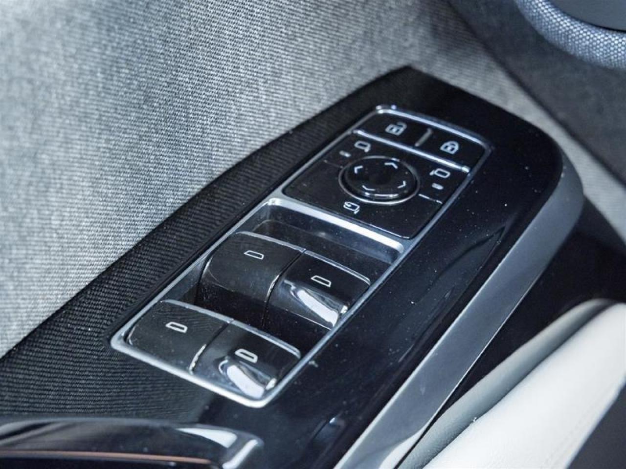 2025 Cadillac Escalade Sport Platinum 4dr 4x4 Photo