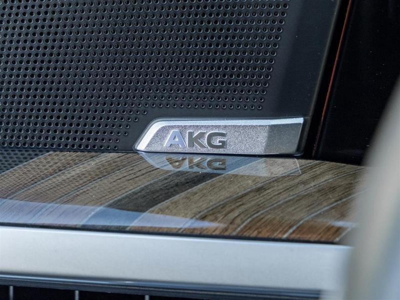 2025 Cadillac Escalade Sport Platinum 4dr 4x4 Photo