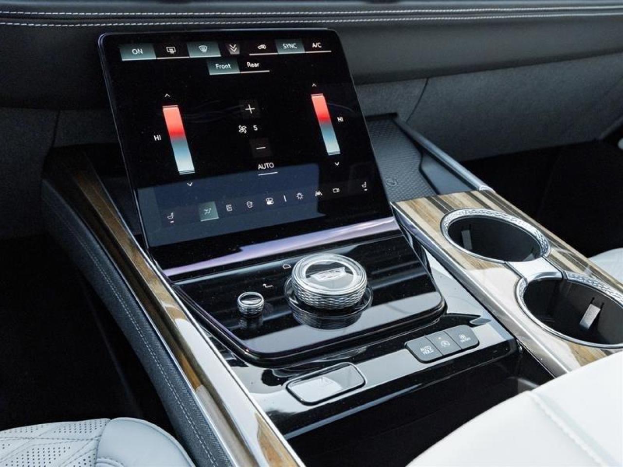 2025 Cadillac Escalade Sport Platinum 4dr 4x4 Photo