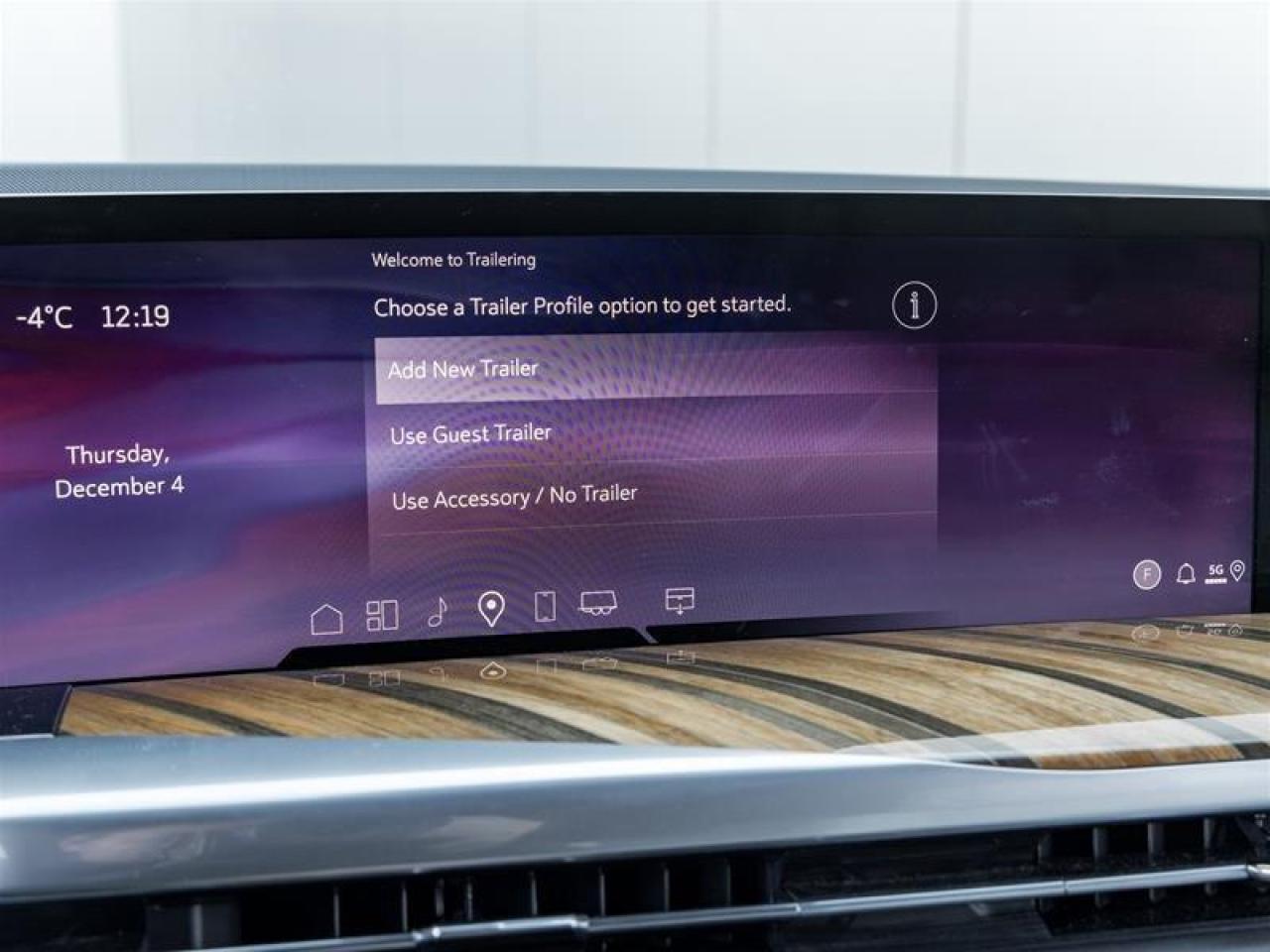 2025 Cadillac Escalade Sport Platinum 4dr 4x4 Photo