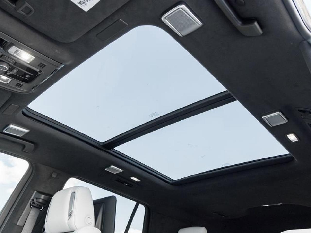 2025 Cadillac Escalade Sport Platinum 4dr 4x4 Photo