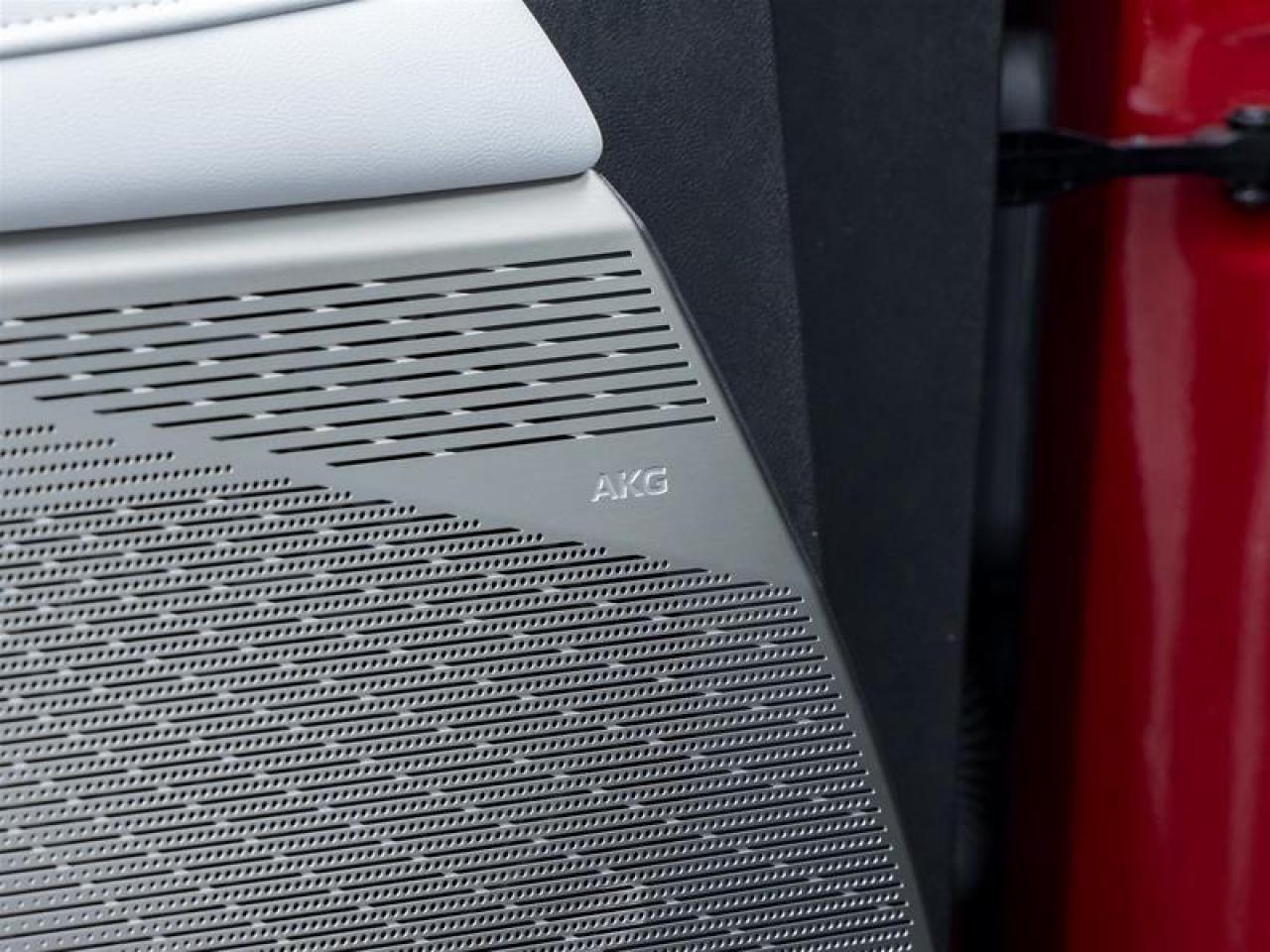 2026 Cadillac OPTIQ Luxury 4dr Photo