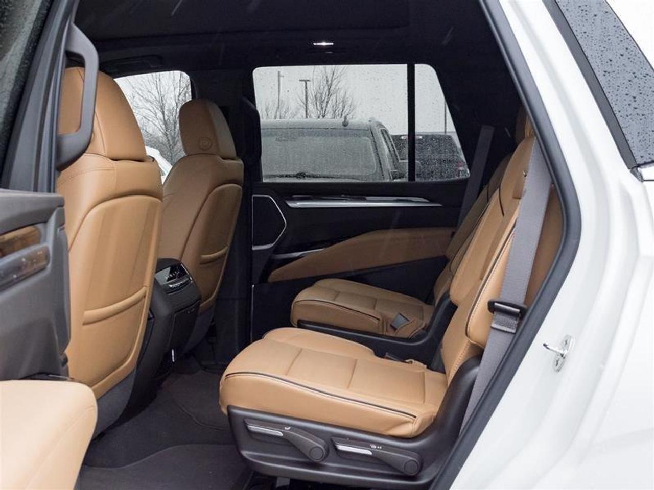 2025 Cadillac Escalade Premium Luxury 4dr 4x4 Photo