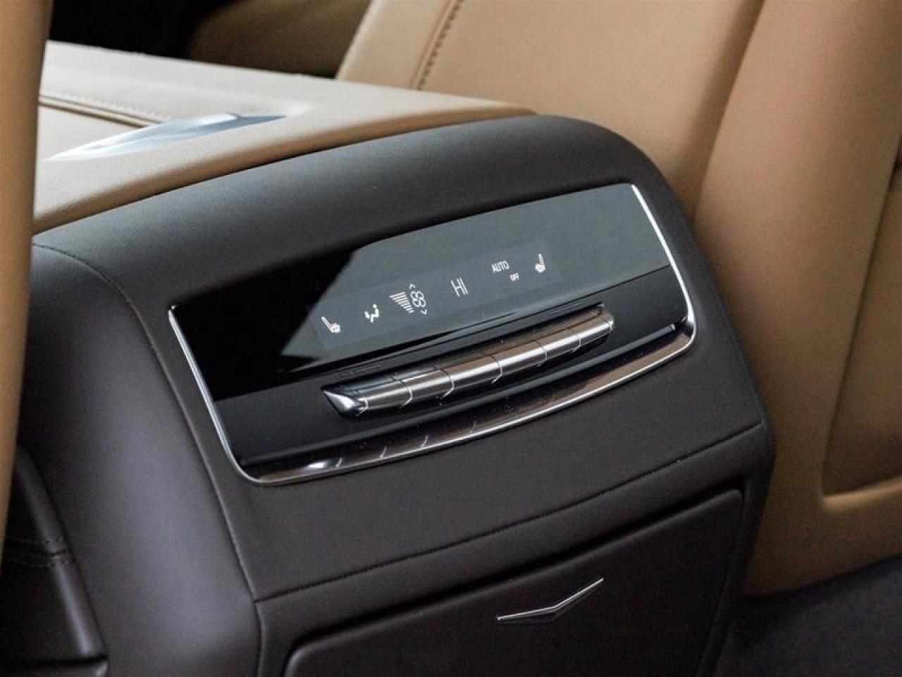 2025 Cadillac Escalade Premium Luxury 4dr 4x4 Photo