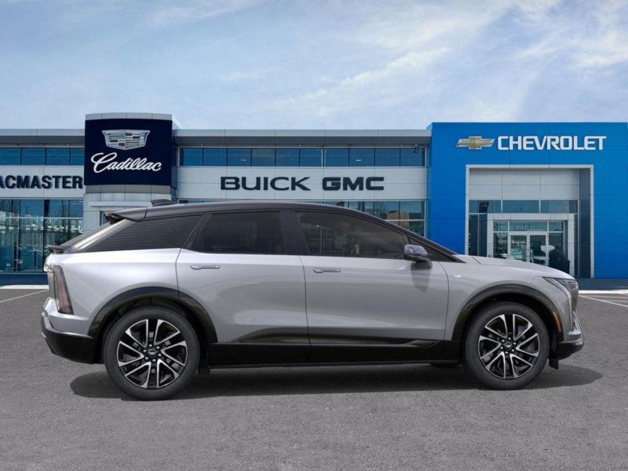 2026 Cadillac OPTIQ Sport 4dr Photo4