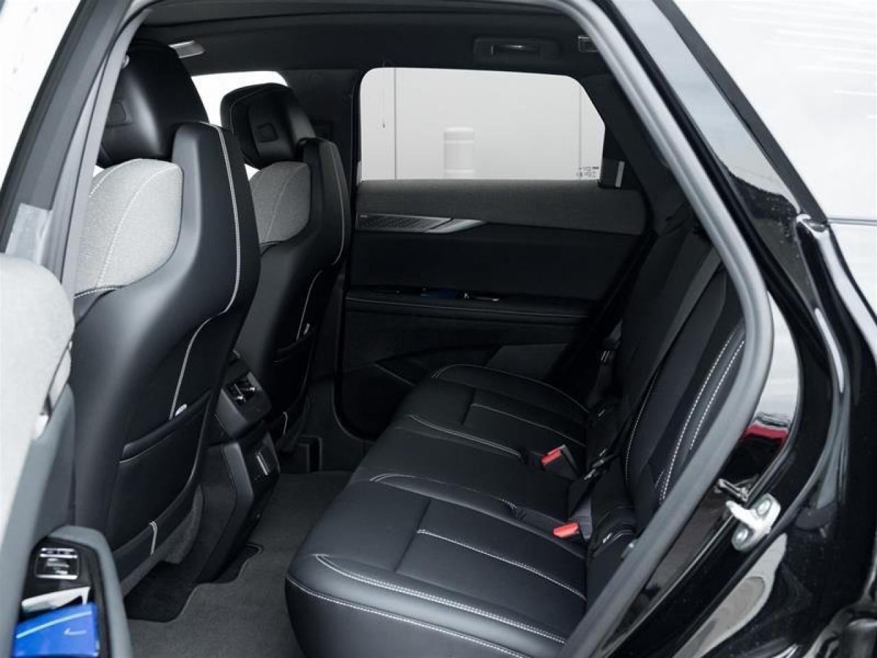 2026 Cadillac OPTIQ Luxury 4dr Photo