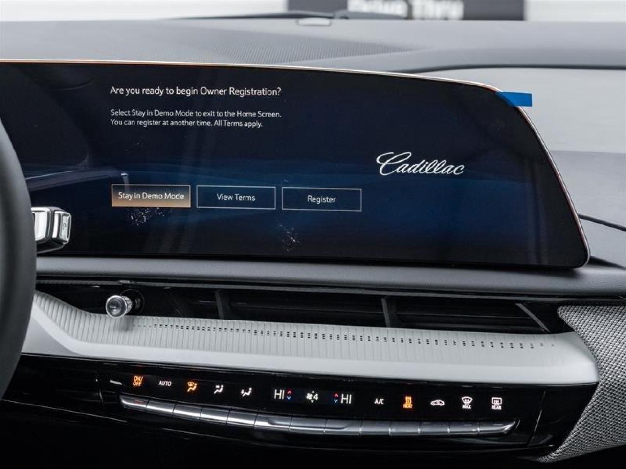 2026 Cadillac OPTIQ Luxury 4dr Photo