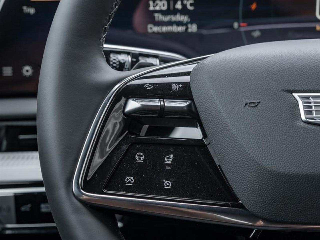 2026 Cadillac OPTIQ Luxury 4dr Photo