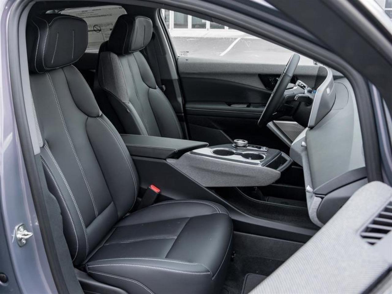 2026 Cadillac OPTIQ Luxury 4dr Photo