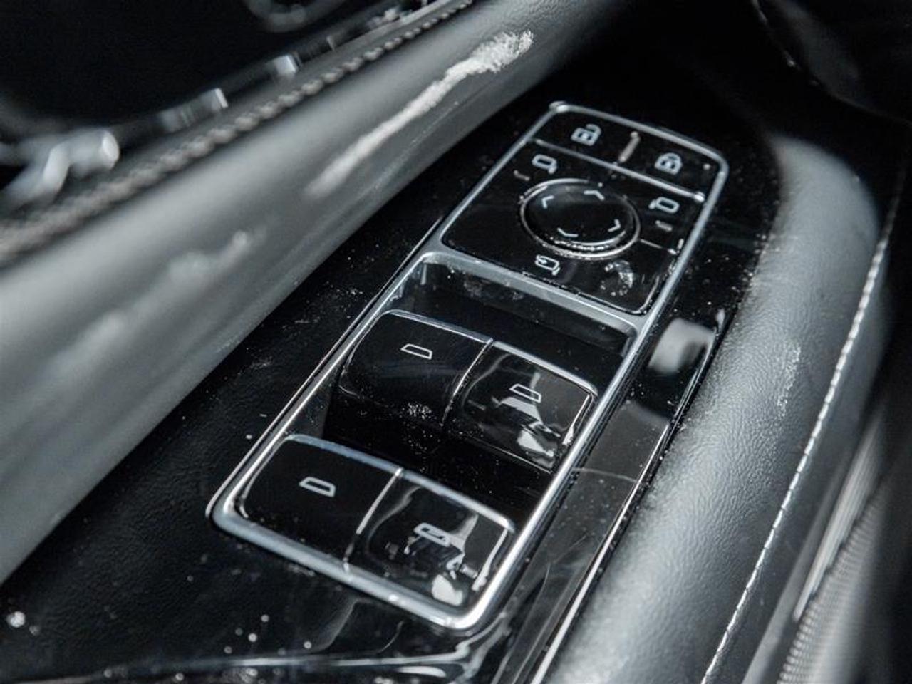 2026 Cadillac OPTIQ Sport 4dr Photo