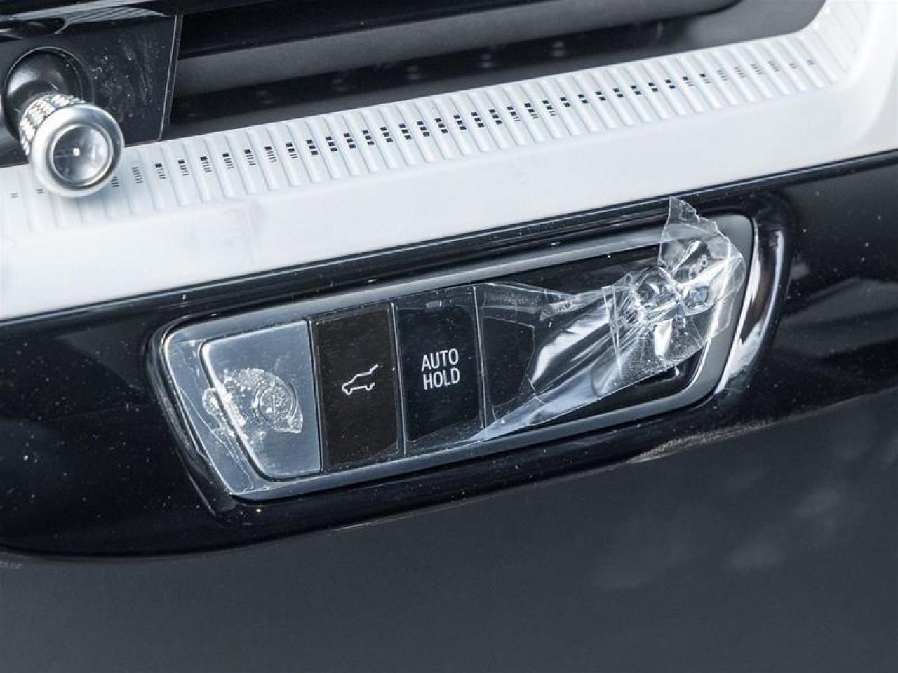 2026 Cadillac OPTIQ Sport 4dr Photo