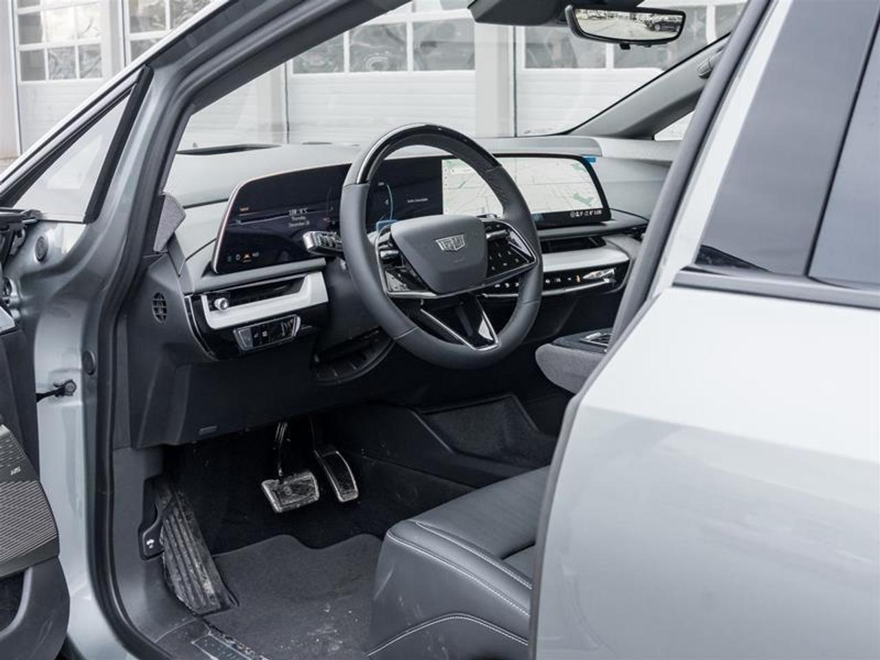 2026 Cadillac OPTIQ Premium Sport 4dr Photo