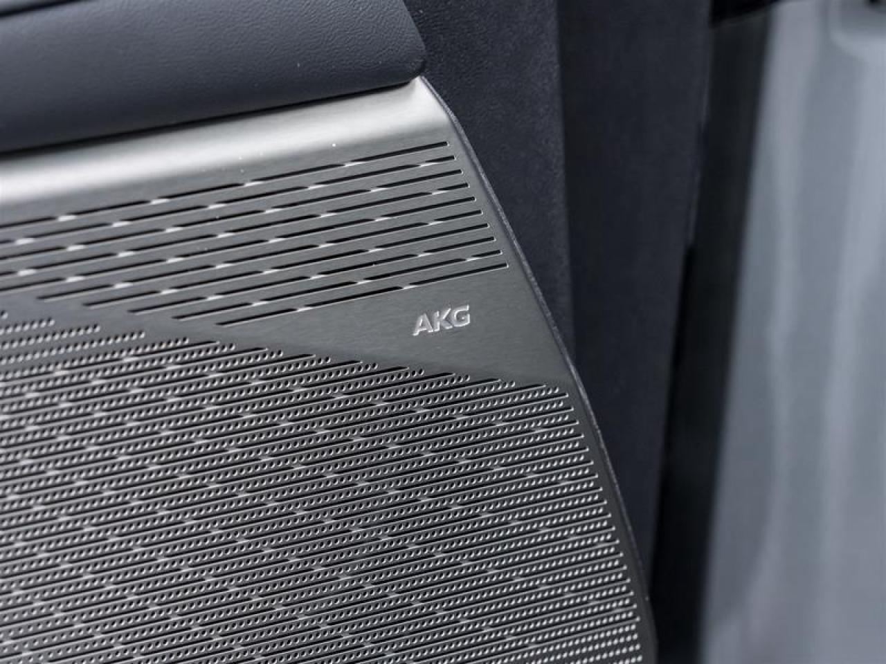 2026 Cadillac OPTIQ Premium Sport 4dr Photo