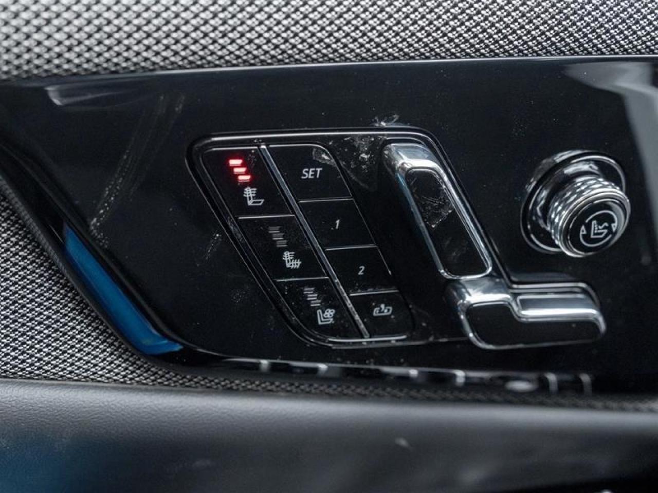 2026 Cadillac OPTIQ Premium Sport 4dr Photo